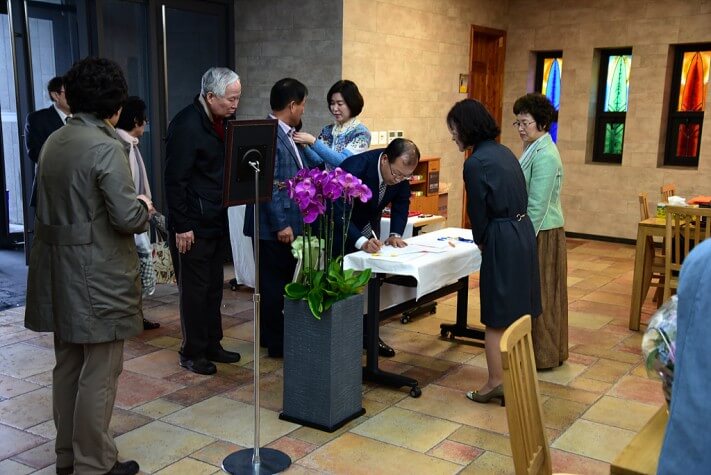 74b2ff4b19e9caab4bd721440e54fa1d_1429707