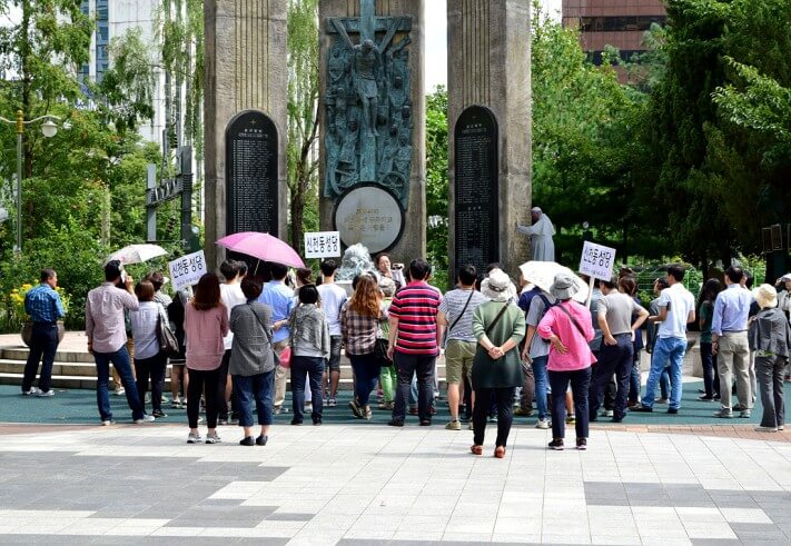 276f688243df9eda47667fbe85042557_1441544