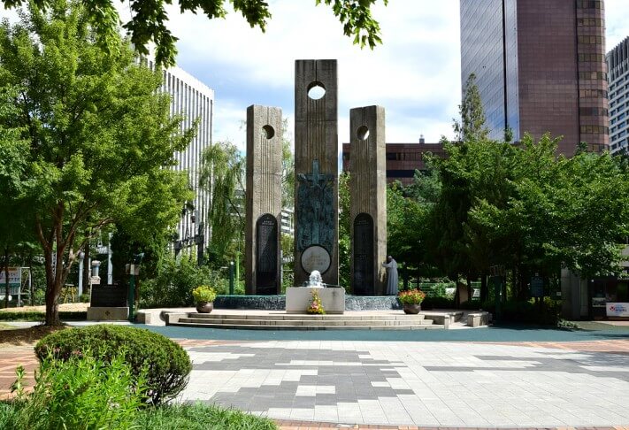 276f688243df9eda47667fbe85042557_1441544