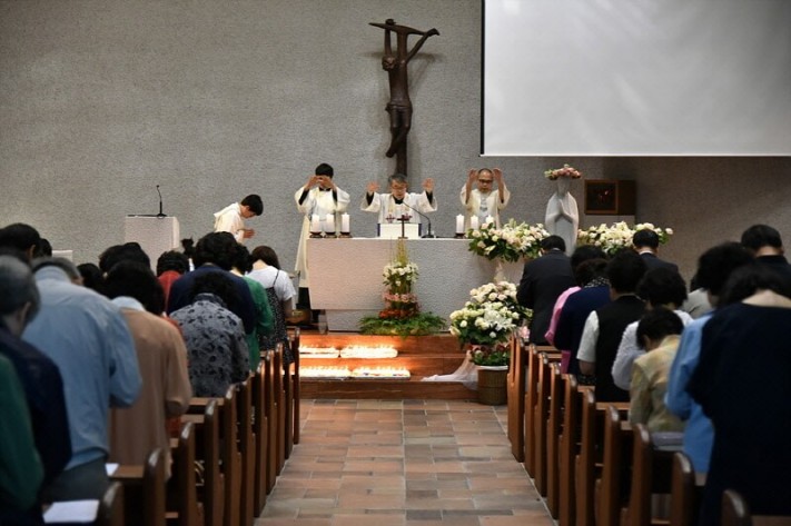 af98ff5d8323cc4062102ca9d9c4a672_1463922