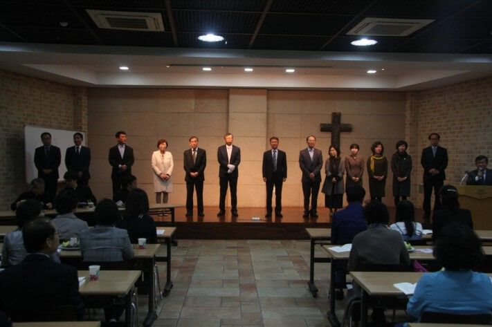 0402348cfcd6f69633f49971f5ff03a9_1511667