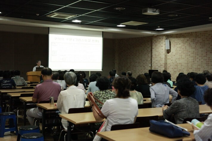 ca519653a580081bf4a184bcfe71278a_1529844