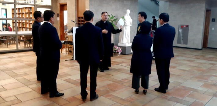 9c32d2c8fcb02f0f8a6fbed45e250e17_1555383