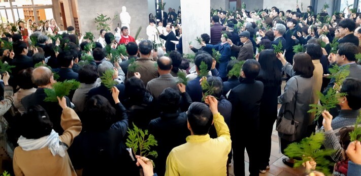 9c32d2c8fcb02f0f8a6fbed45e250e17_1555383