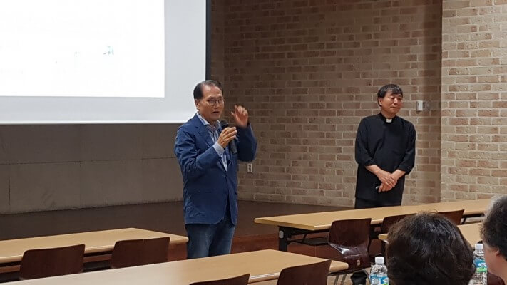 4ef884beb69ca1e9c2f9a7d6bb93e3c1_1558927