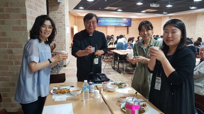 4ef884beb69ca1e9c2f9a7d6bb93e3c1_1558927