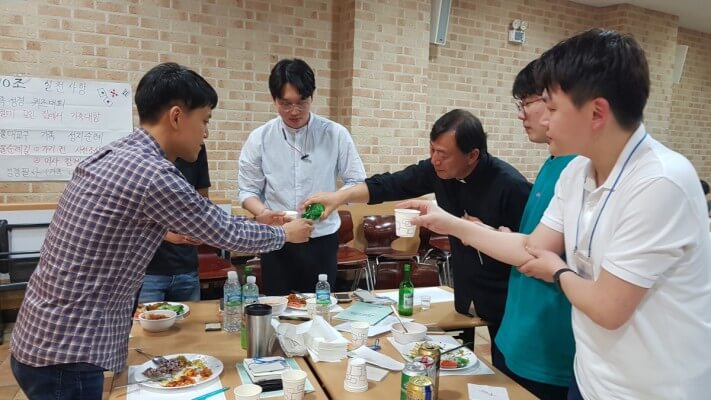 4ef884beb69ca1e9c2f9a7d6bb93e3c1_1558927