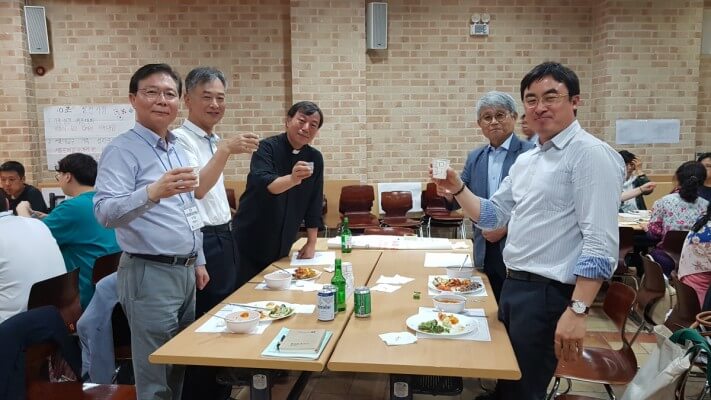 4ef884beb69ca1e9c2f9a7d6bb93e3c1_1558928