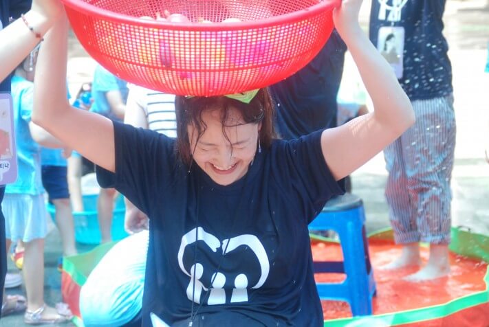 702ef1d13adaac2cf10d1590d126fb7d_1564404