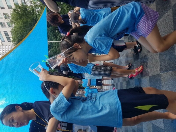 702ef1d13adaac2cf10d1590d126fb7d_1564404