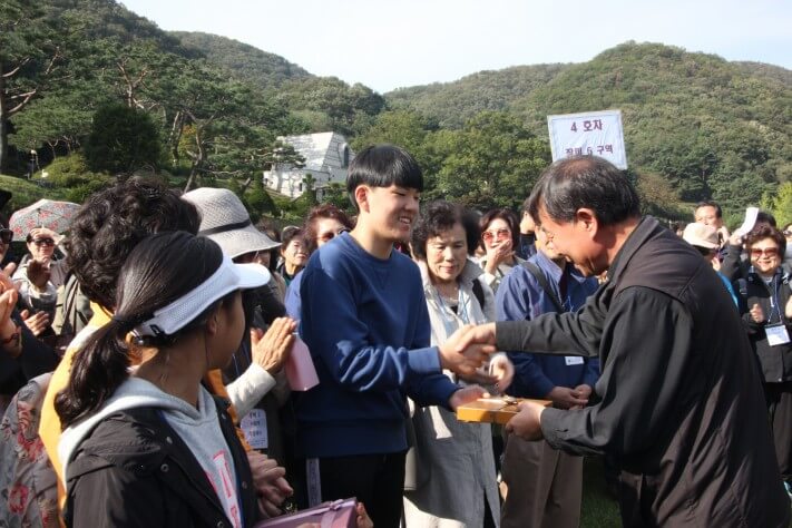 5d850a3bd09b2cc4beab1ddf95c6adfd_1570699