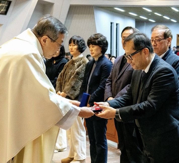 ed6b19b722688e63a35cab864981af4c_1736155