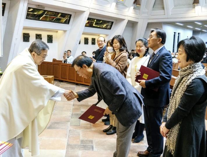 ed6b19b722688e63a35cab864981af4c_1736155