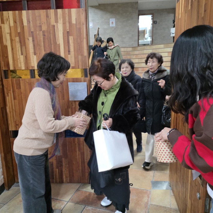 b4112e29f3aa735a4069e7164a7b1d44_1765459